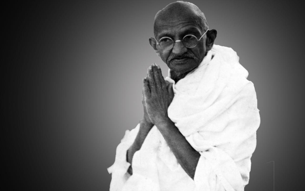 1 Mohandas Karamchand (Mahatma) GANDHI - (1869–1948)