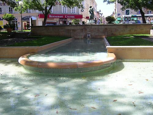 Mâcon - Place de la Barre